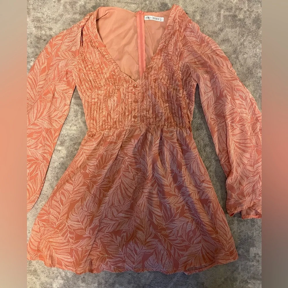 Boho Ruffle Summer Dress with Flare Sleeves Peach Pink Color - Picture 2 of 3